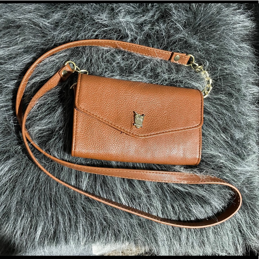 Brown faux leather crossbody